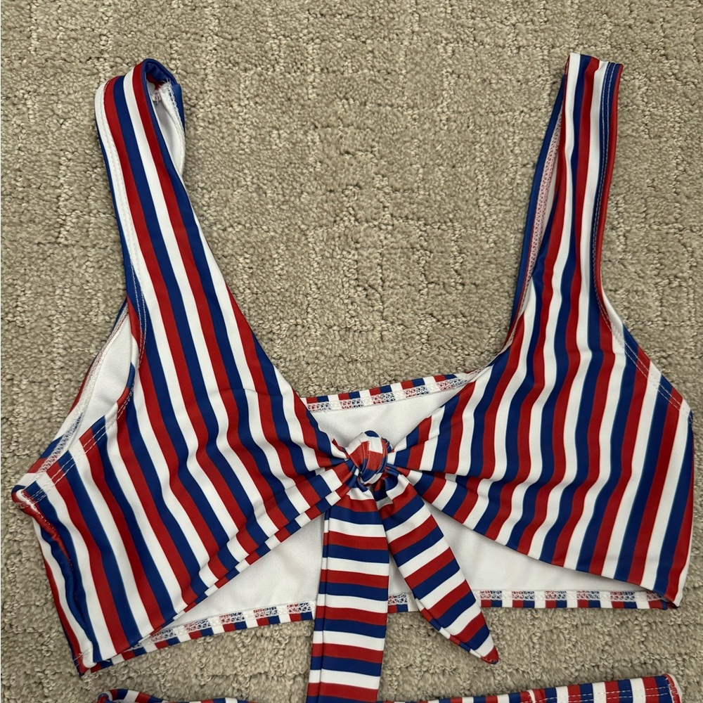 Motel Rocks swimsuit - Picture 2 of 3